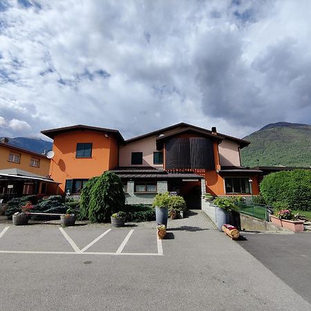 Albergo Baffo Chiuro エクステリア 写真