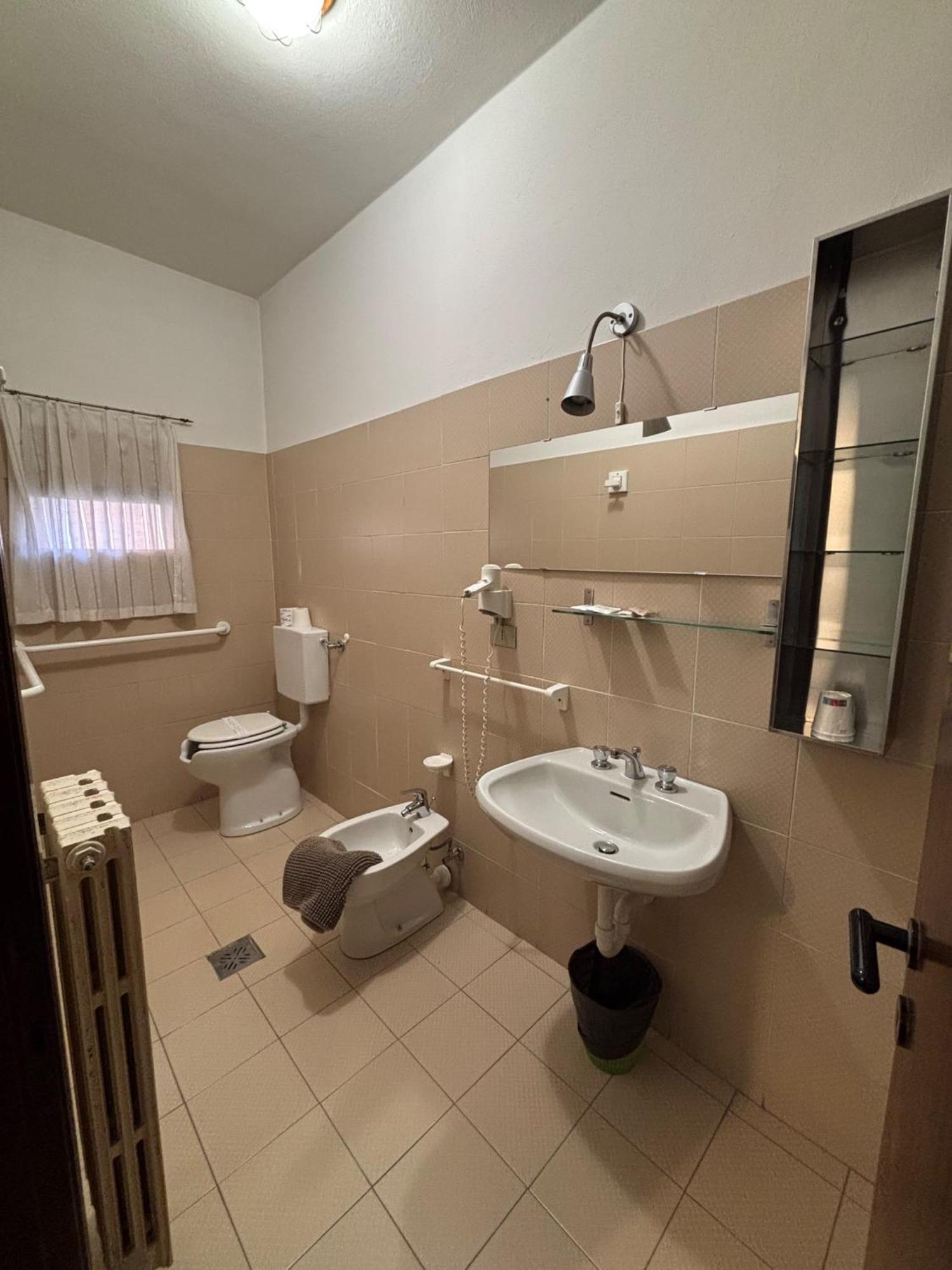 Albergo Baffo Chiuro エクステリア 写真